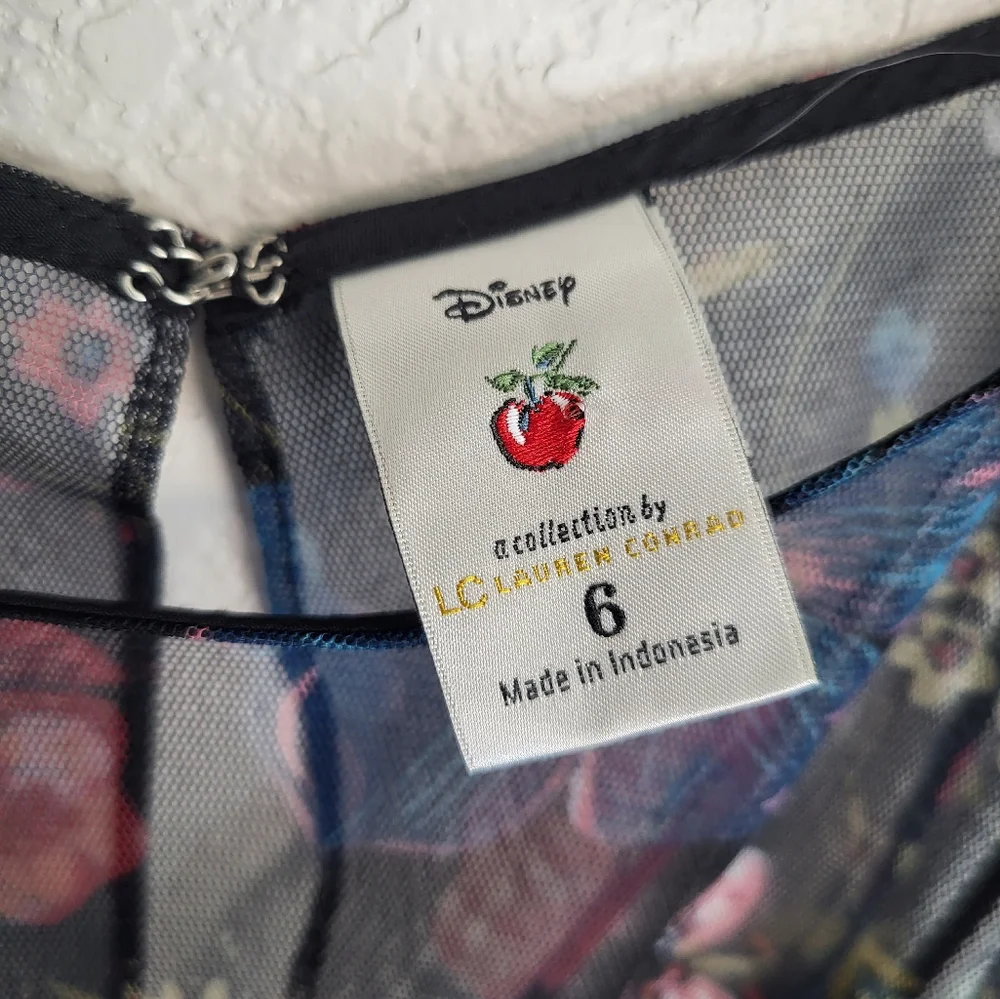 Lauren Conrad Women's Disney Dress from the Snow White Collection Size 6 - Picture 6 of 7